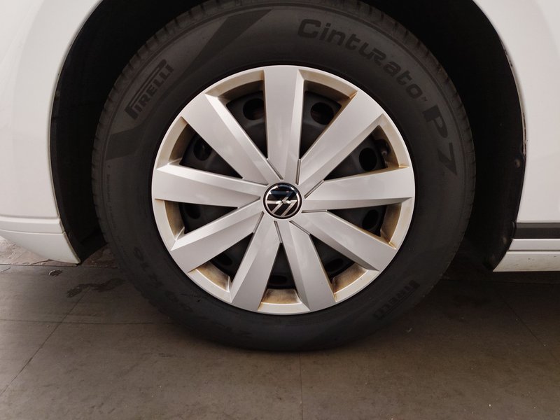 Volkswagen Passat Variant 2.0 TDI automatik • bežično punjenje • LED — 8