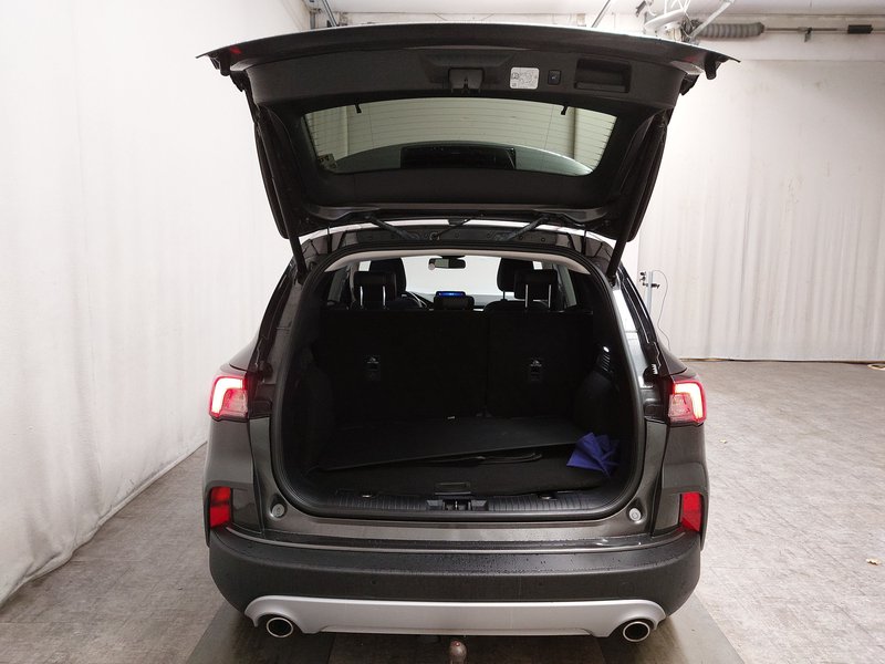 Ford Kuga 2.0 EcoBlue Titanium X automatik • AHK • el. peta vrata — 16
