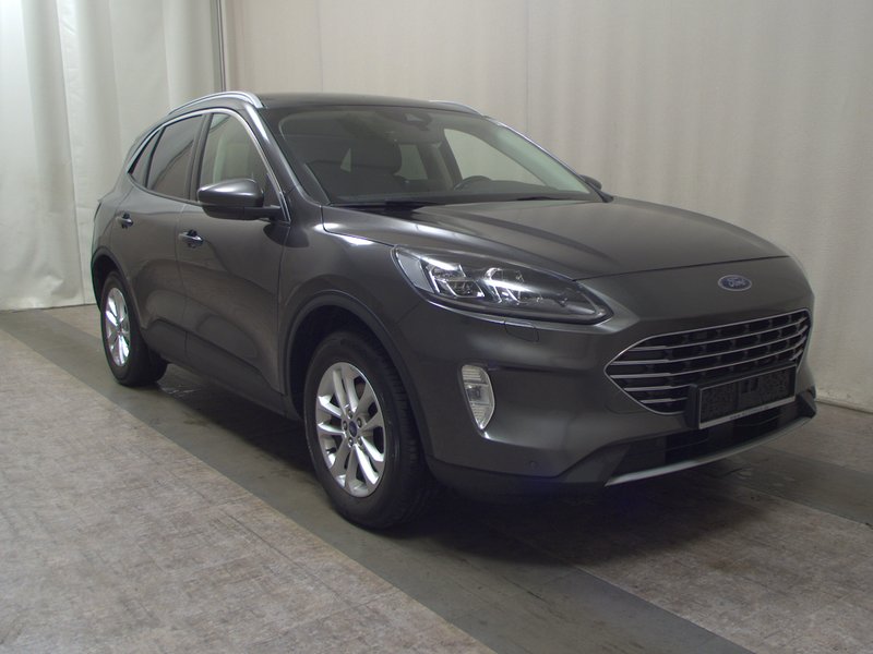 Ford Kuga 2.0 EcoBlue Titanium X automatik • AHK • el. peta vrata — 3