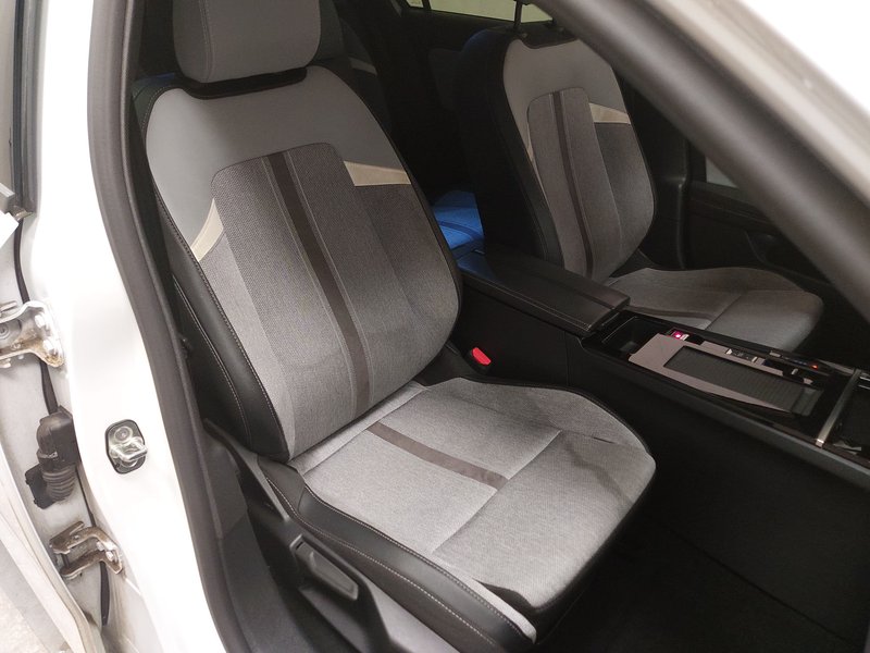 Opel Astra ST 1.5 D Elegance automatik • LED • digitalni instrumenti — 10