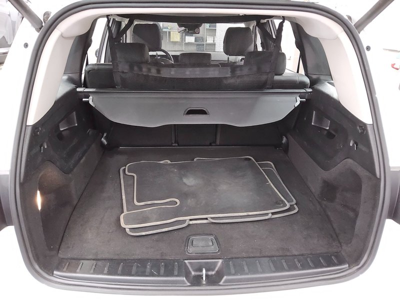 Mercedes-Benz GLB 220 d automatik Progressive • ACC • LED — 12