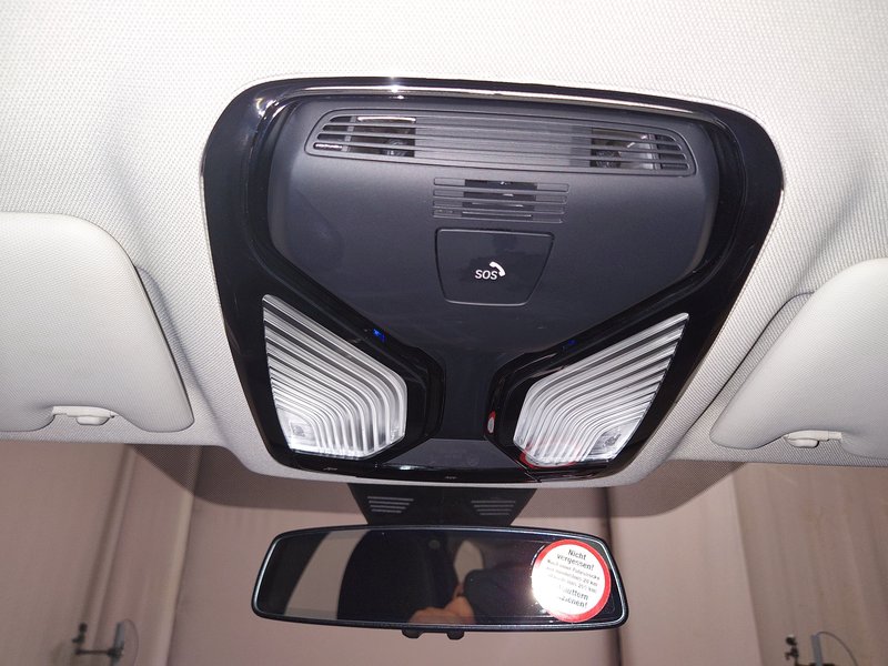 BMW 330e Touring Sport Line automatik • ACC • AHK — 13