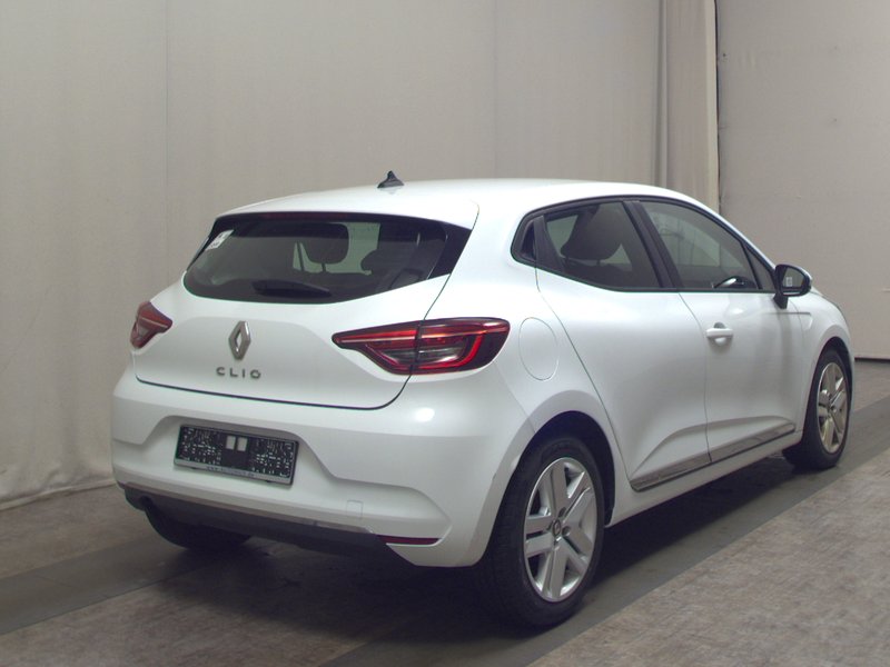 Renault Clio TCe 100 • Full LED — 4
