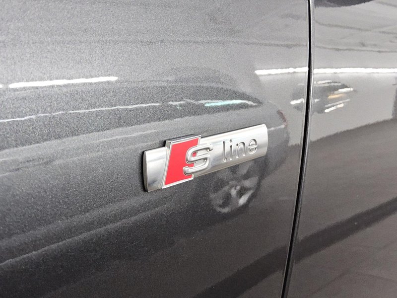 Audi A4 Avant 50 TDI quattro automatik S line • 360° kamera • ACC — 12