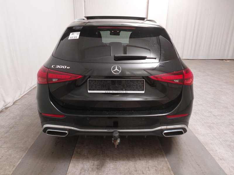 Mercedes-Benz C 300 e karavan automatik AMG Line • ACC • panorama — 14