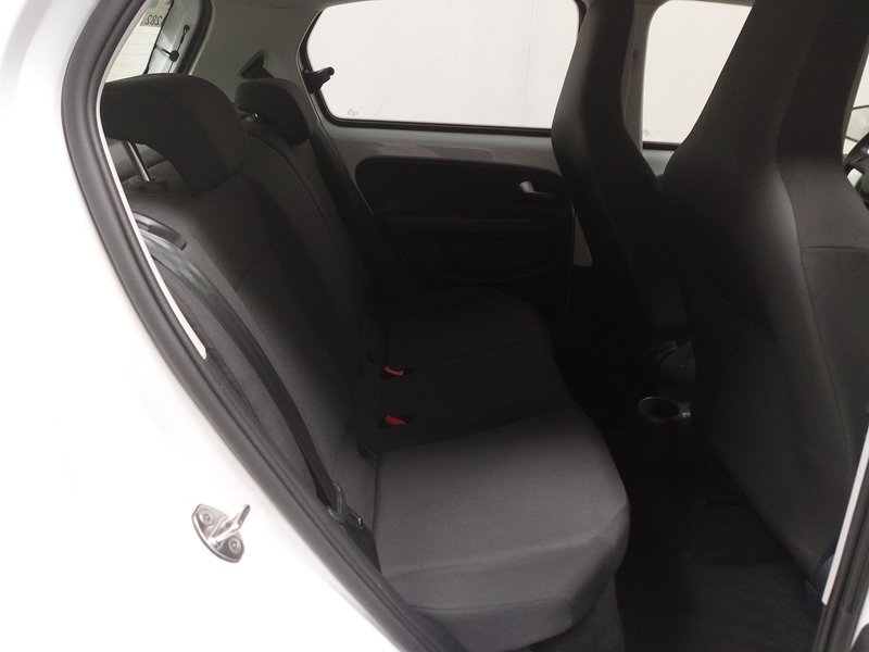 Volkswagen up! — 12
