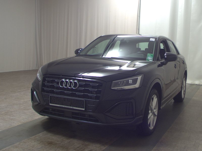 Audi Q2 35 TDI automatik advanced • ACC • Full LED — 2