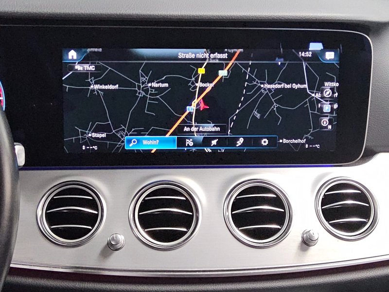 Mercedes-Benz E 220 d karavan automatik Avantgarde • LED • digitalni instrumenti — 7