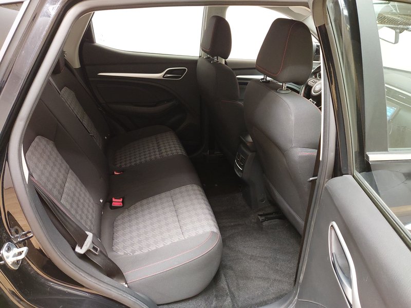MG ZS EV Comfort • ACC • Full LED — 12