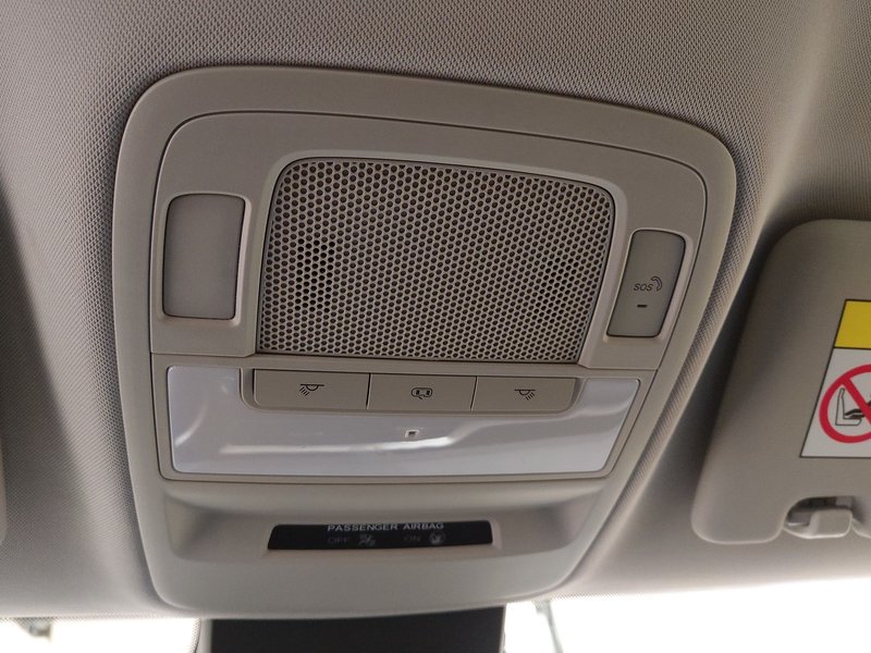 MG ZS EV Comfort • ACC • Full LED — 13