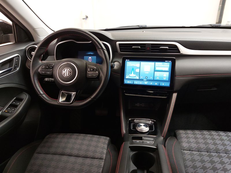 MG ZS EV Comfort • ACC • Full LED — 16