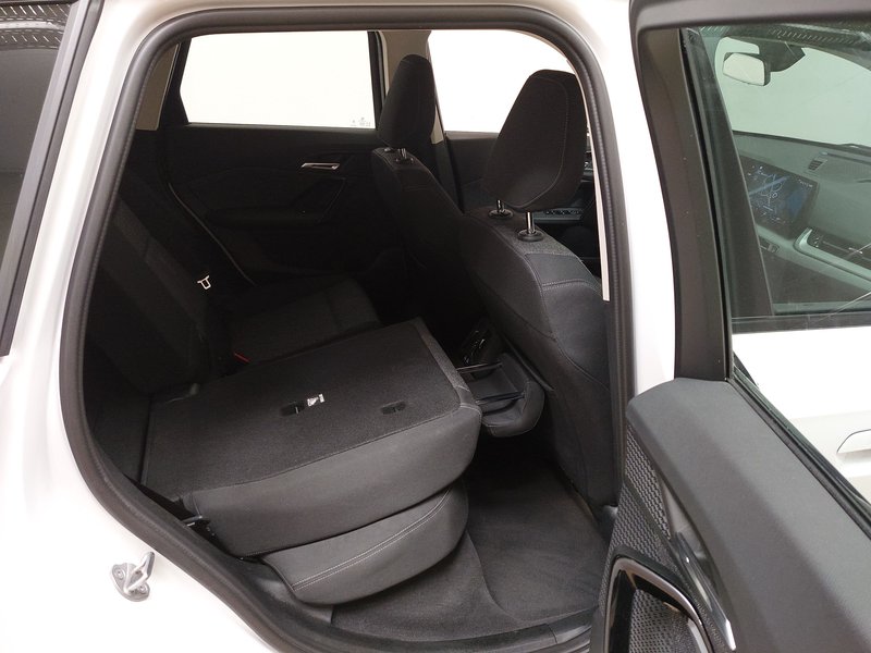 BMW iX1 xDrive automatik • LED • adaptivno ogibanje — 11