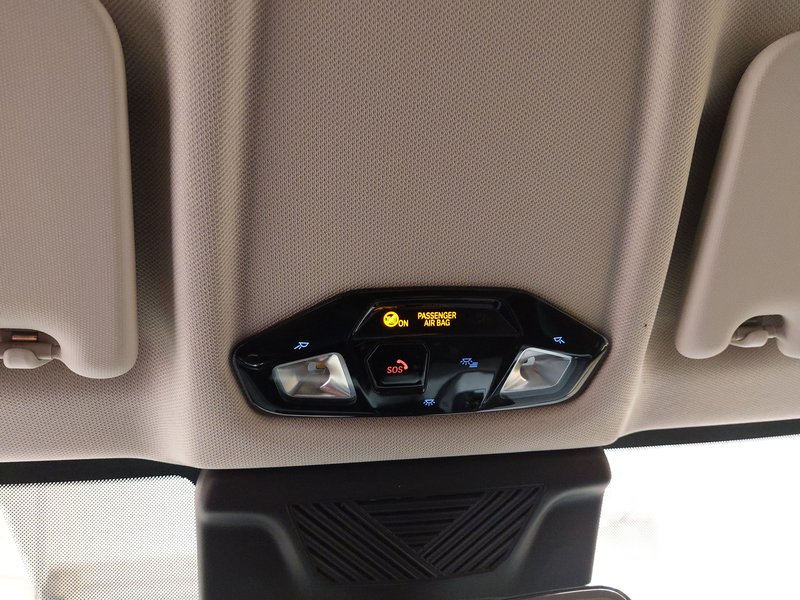 BMW iX1 xDrive automatik • LED • adaptivno ogibanje — 13