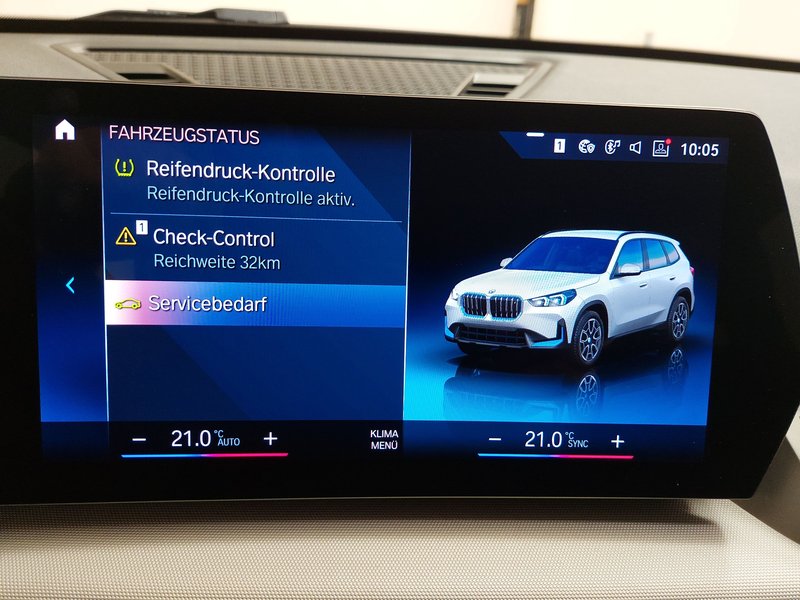 BMW iX1 xDrive automatik • LED • adaptivno ogibanje — 19