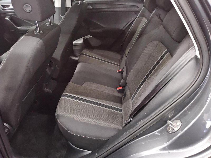 Volkswagen T-Roc 2.0 TDI automatik • ACC • AHK — 13