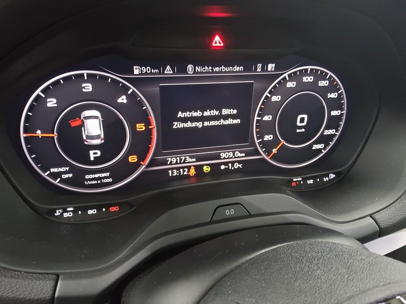 Audi Q2 2.0 TDI automatik quattro • Full LED • električna peta vrata — 10