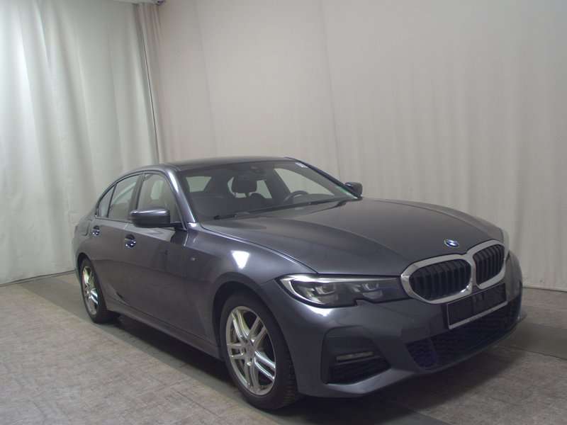 BMW 320d automatik M Sport • Full LED • Alcantara — 3