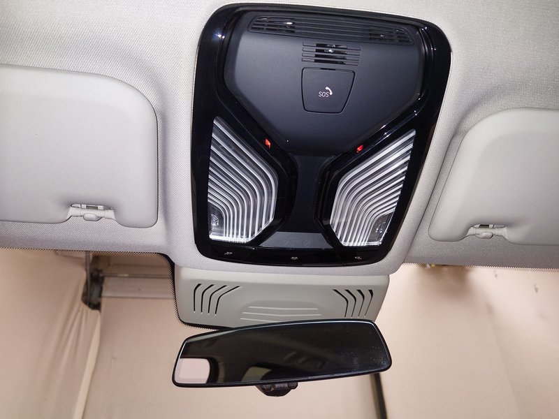 BMW X3 xDrive20d Advantage • HUD • digitalni instrumenti — 13
