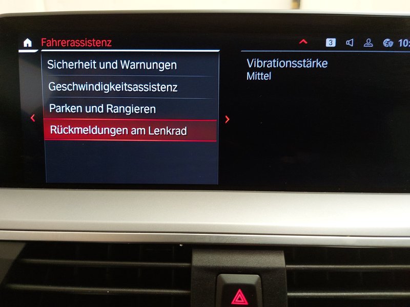 BMW X3 xDrive20d Advantage • HUD • digitalni instrumenti — 20