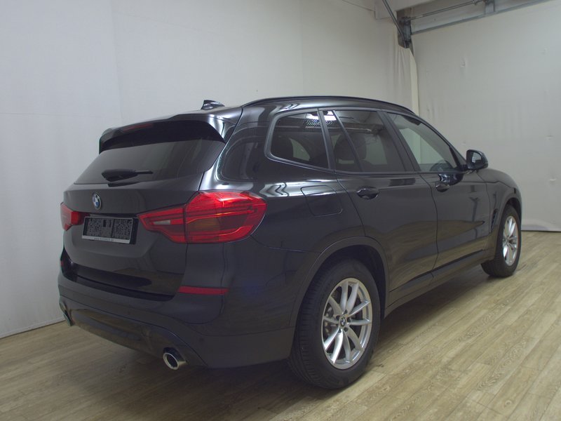 BMW X3 xDrive20d Advantage • HUD • digitalni instrumenti — 4