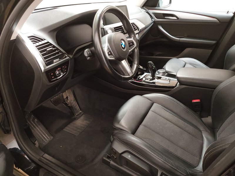 BMW X3 xDrive20d Advantage • HUD • digitalni instrumenti — 6