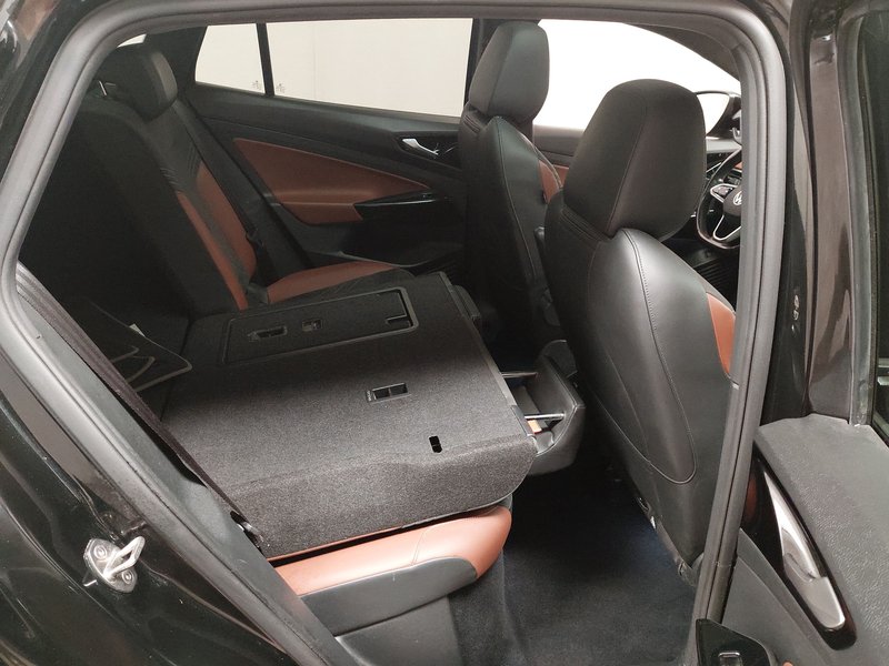 Volkswagen ID.4 Pro Performance • ACC • AHK — 11