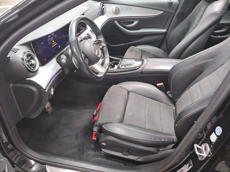 Mercedes-Benz E 220 d karavan automatik AMG Line • panorama • ACC — 9