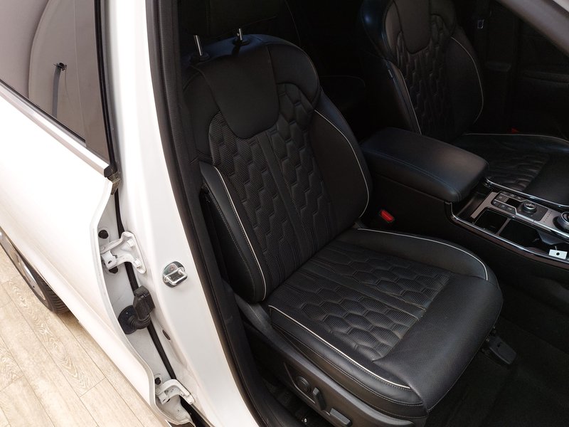 Kia Sorento Platinum automatik • ACC • 360° kamera — 10