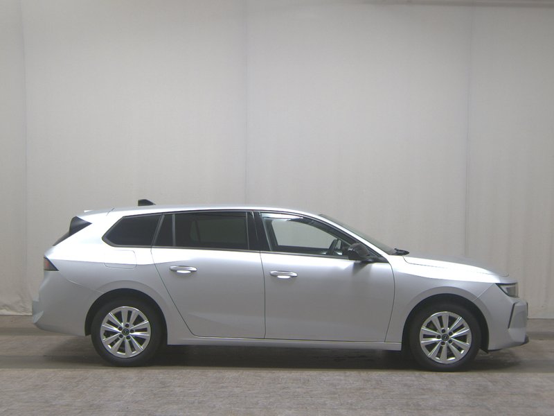 Opel Astra Sports Tourer 1.5 D Business Edition • Full LED