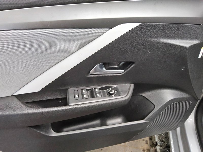 Opel Astra Sports Tourer 1.5 D Business Edition • Full LED — 10