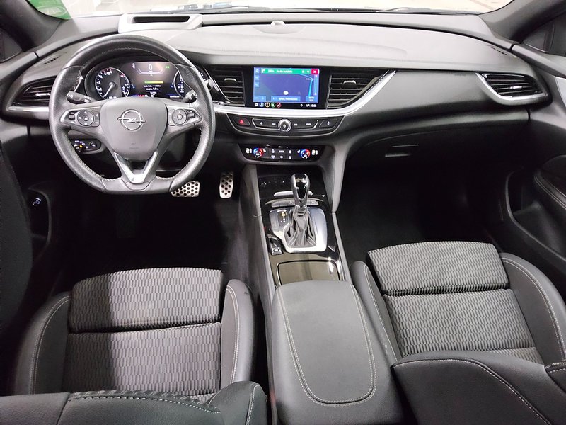 Opel Insignia ST 2.0 CDTI 4x4 automatik Elegance • AHK • el. peta vrata — 3