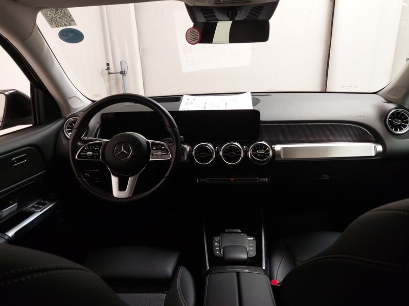 Mercedes-Benz EQB 250 Progressive • HUD • Full LED — 18