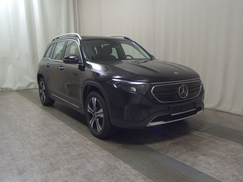 Mercedes-Benz EQB 250 Progressive • HUD • Full LED — 3
