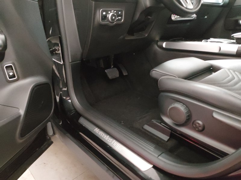 Mercedes-Benz EQB 250 Progressive • HUD • Full LED — 7