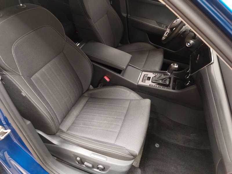 Škoda Superb Kombi 1.4 TSI automatik iV Style • ACC • 360° kamera — 12