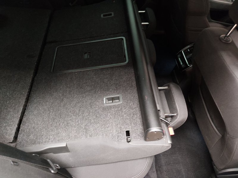 Škoda Superb Kombi 1.4 TSI automatik iV Style • ACC • 360° kamera — 23