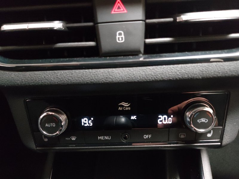 Škoda Scala 1.0 TSI automatik Ambition • LED — 19