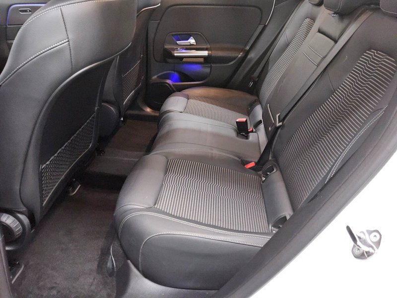 Mercedes-Benz EQA 250 • LED • digitalni instrumenti — 13