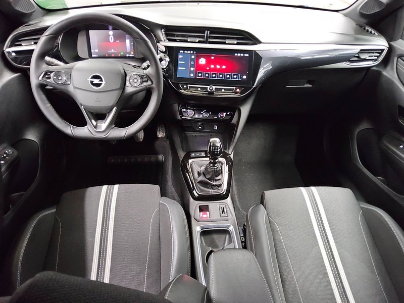 Opel Corsa 1.2 Turbo GS Line • LED • digitalni instrumenti — 5