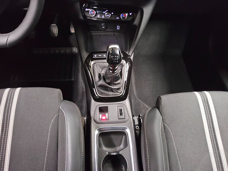 Opel Corsa 1.2 Turbo GS Line • LED • digitalni instrumenti — 6