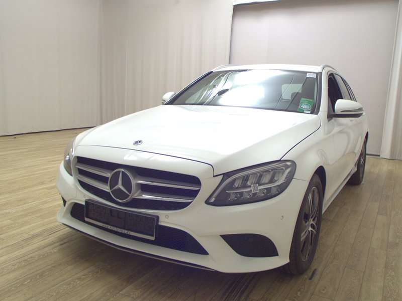 Mercedes-Benz C 220 d karavan automatik Avantgarde • ACC • Full LED — 2