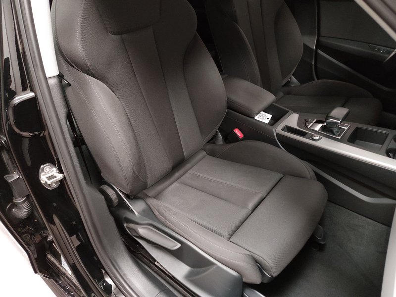 Audi A4 Avant 35 TDI automatik advanced • kuka za vuču • LED — 12