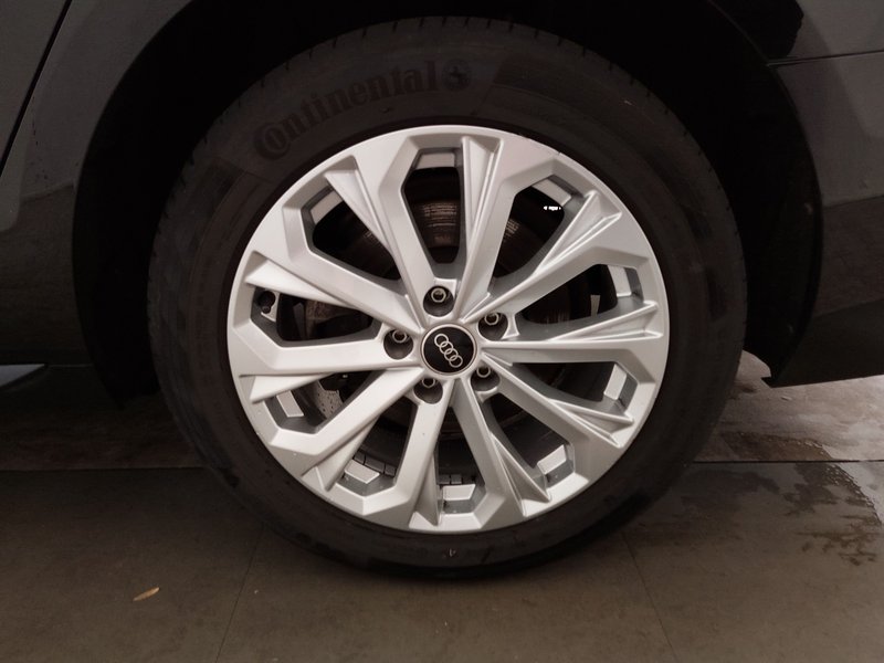 Audi A4 Avant 35 TDI automatik advanced • kuka za vuču • LED — 14