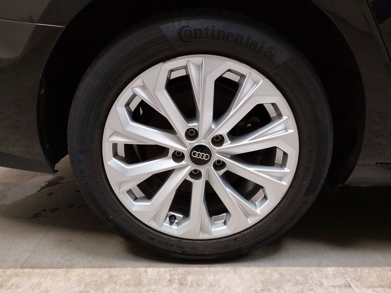 Audi A4 Avant 35 TDI automatik advanced • kuka za vuču • LED — 15