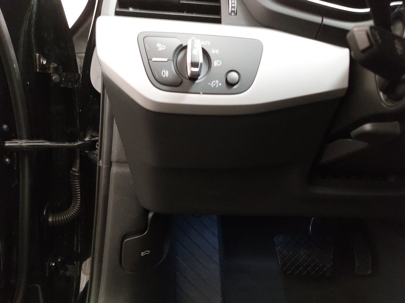 Audi A4 Avant 35 TDI automatik advanced • kuka za vuču • LED — 7