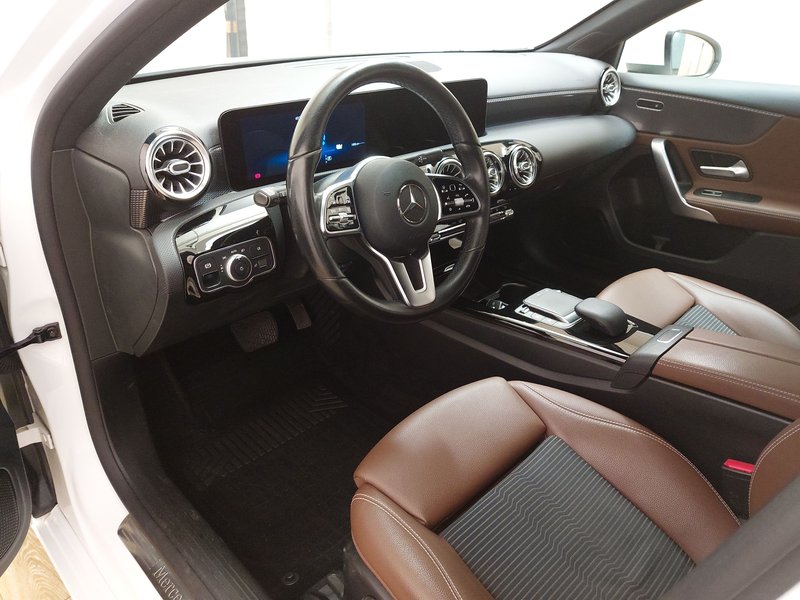 Mercedes-Benz A 250 e automatik Progressive • Full LED • digitalni instrumenti — 6