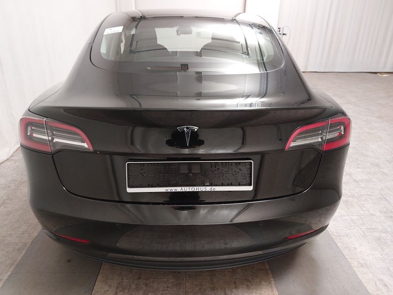 Tesla Model 3 • panorama • koža • 360° kamera — 14