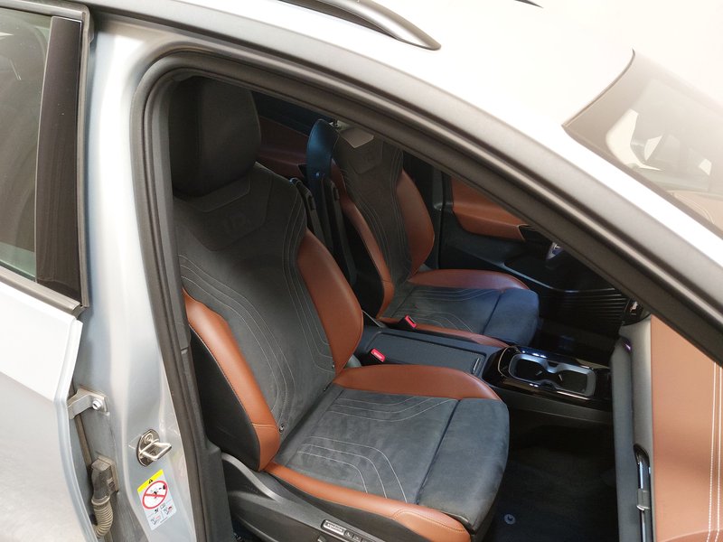 Volkswagen ID.4 Pro • AHK • ACC — 10