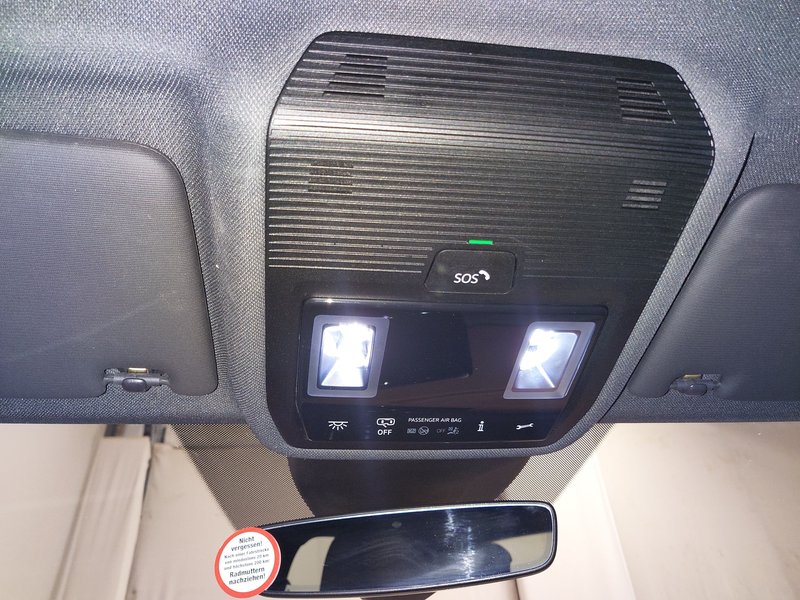 Volkswagen ID.4 Pro • AHK • ACC — 13