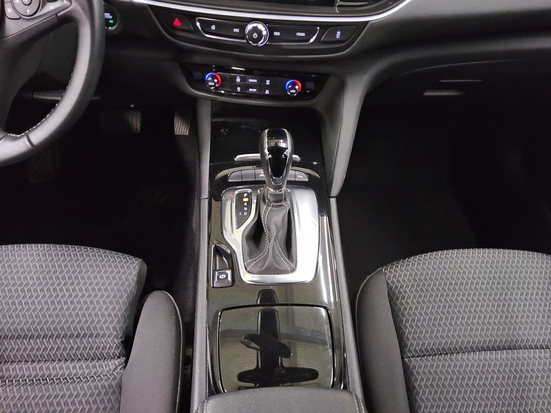Opel Insignia Sports Tourer 2.0 D automatik Elegance • Full LED • alu felge — 6